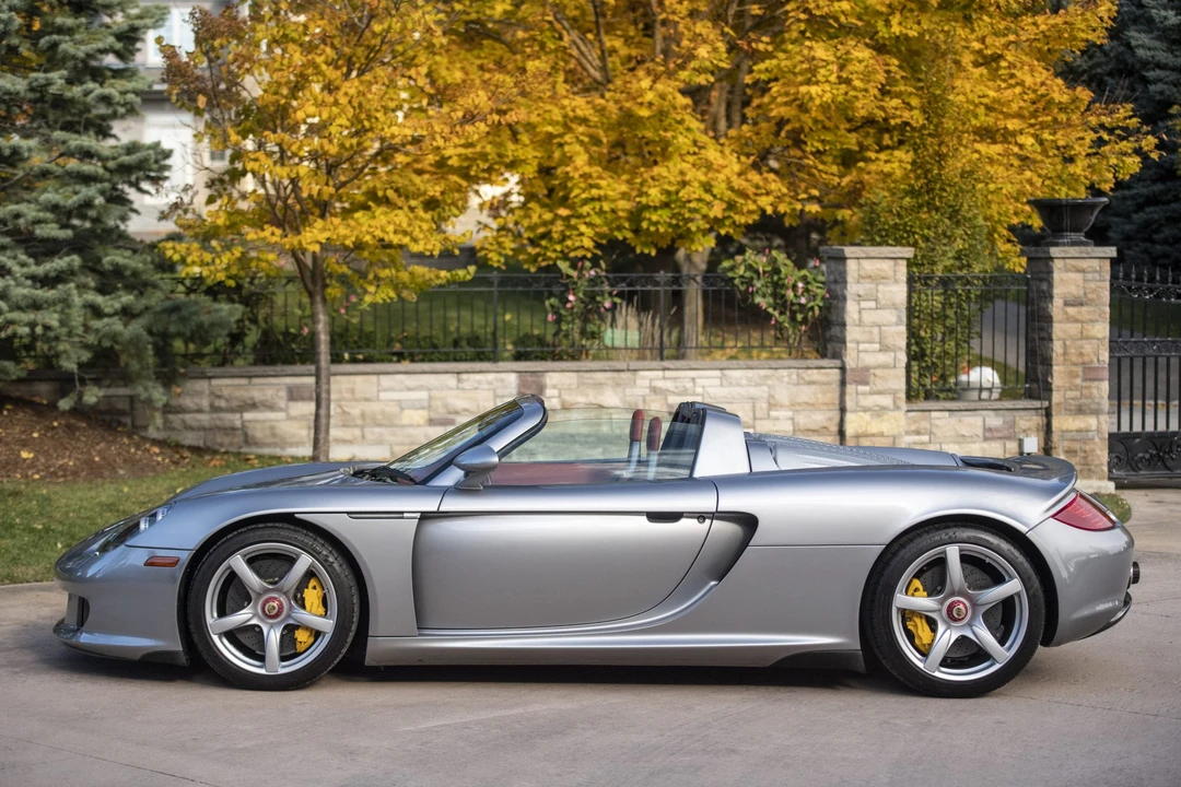 2005 Porsche Carrera GT - Image 26 of 31