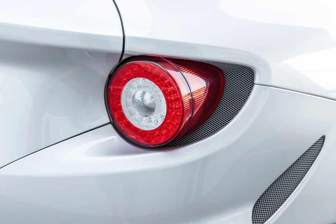 2015 Ferrari FF - Image 20 of 31