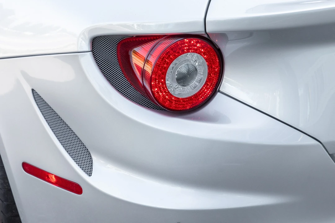 2015 Ferrari FF - Image 21 of 31