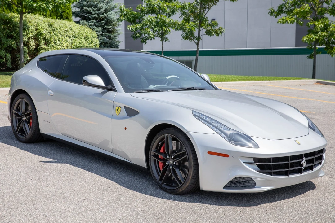 2015 Ferrari FF - Image 2 of 31