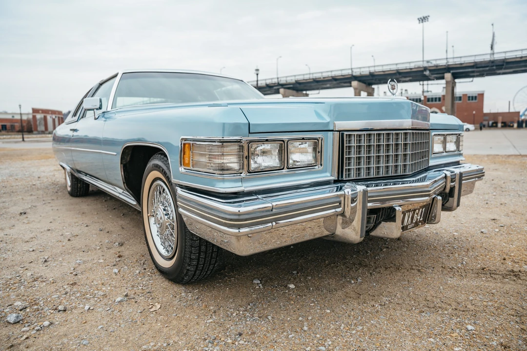 1976 Cadillac DeVille 4th Gen - Image 5 of 31