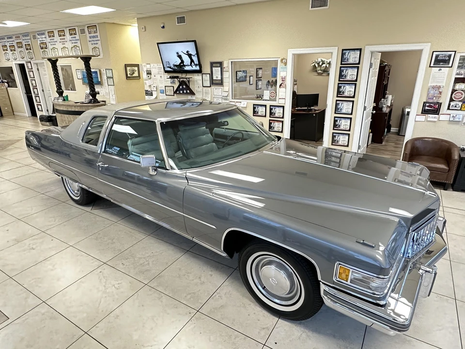 1976 Cadillac DeVille 4th Gen - Image 11 of 31