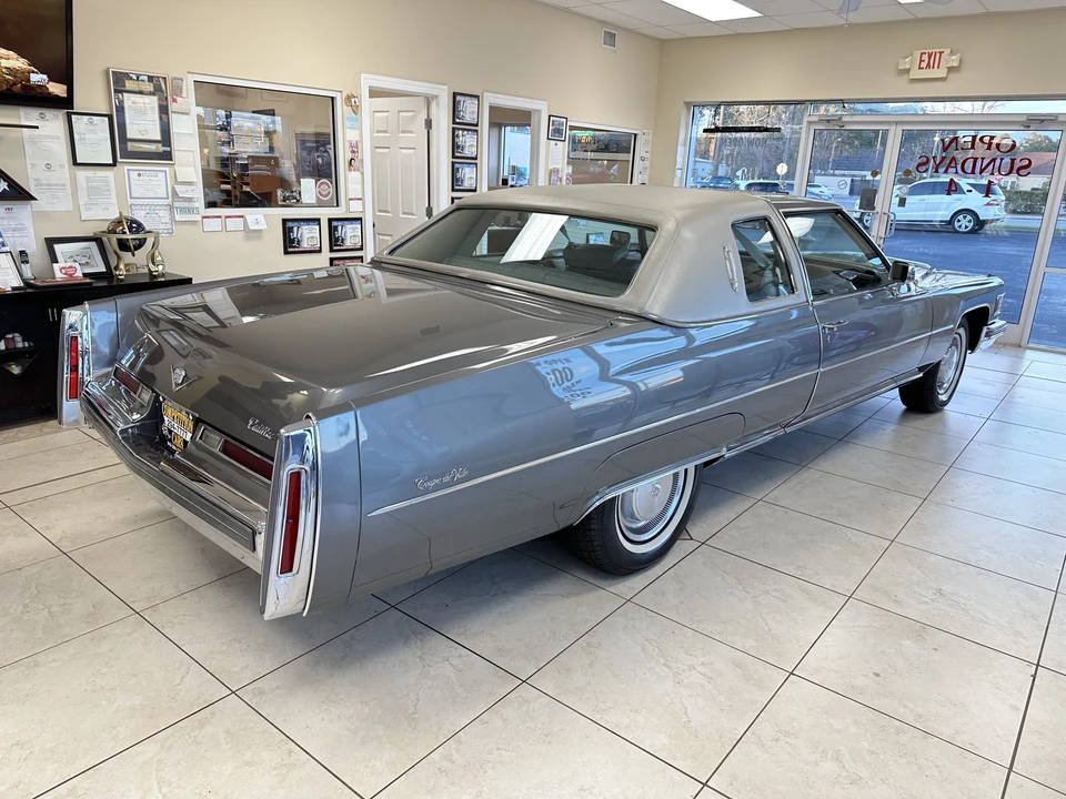 1976 Cadillac DeVille 4th Gen - Image 13 of 31
