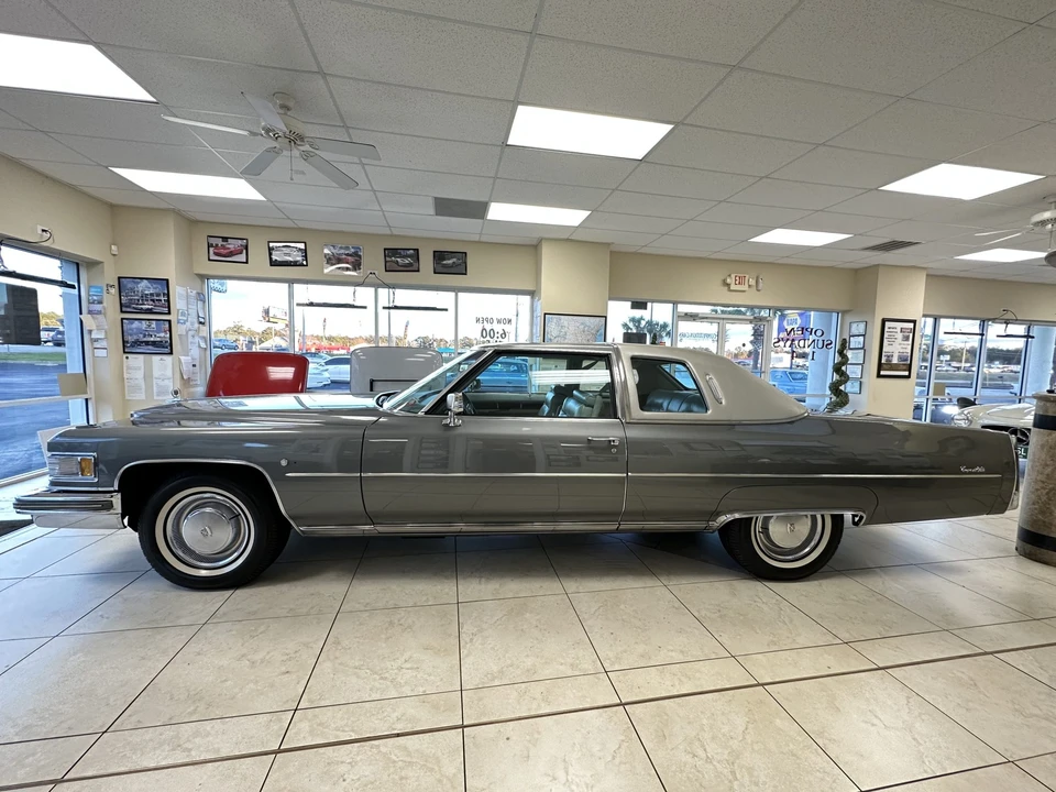1976 Cadillac DeVille 4th Gen - Image 19 of 31