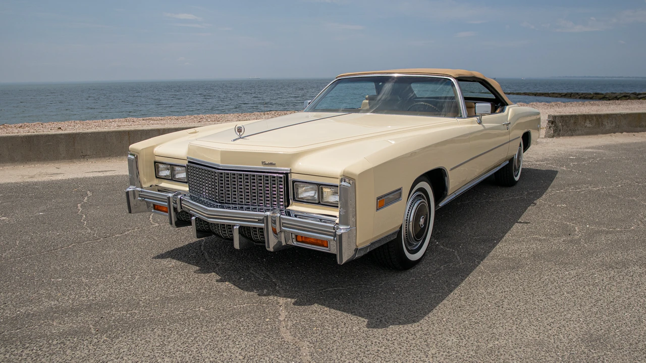 1976 Cadillac Eldorado 9th Gen - Image 15 of 31