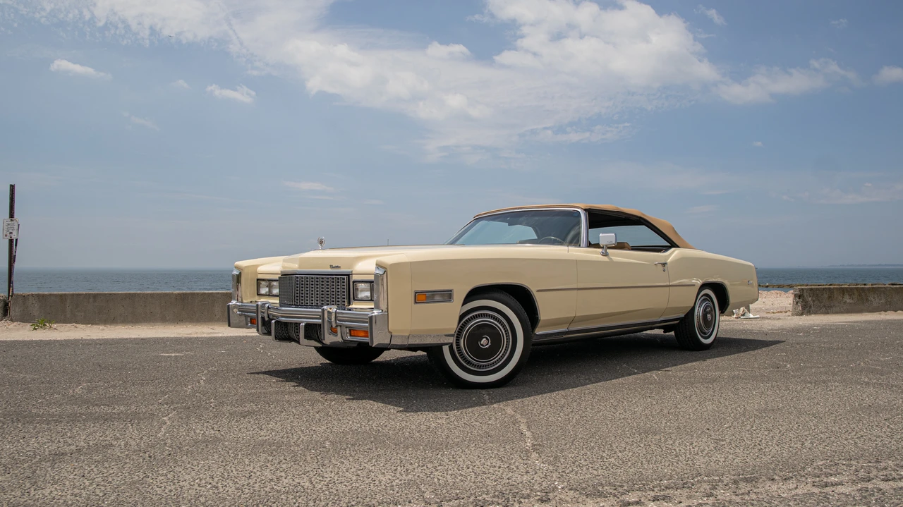 1976 Cadillac Eldorado 9th Gen - Image 13 of 31