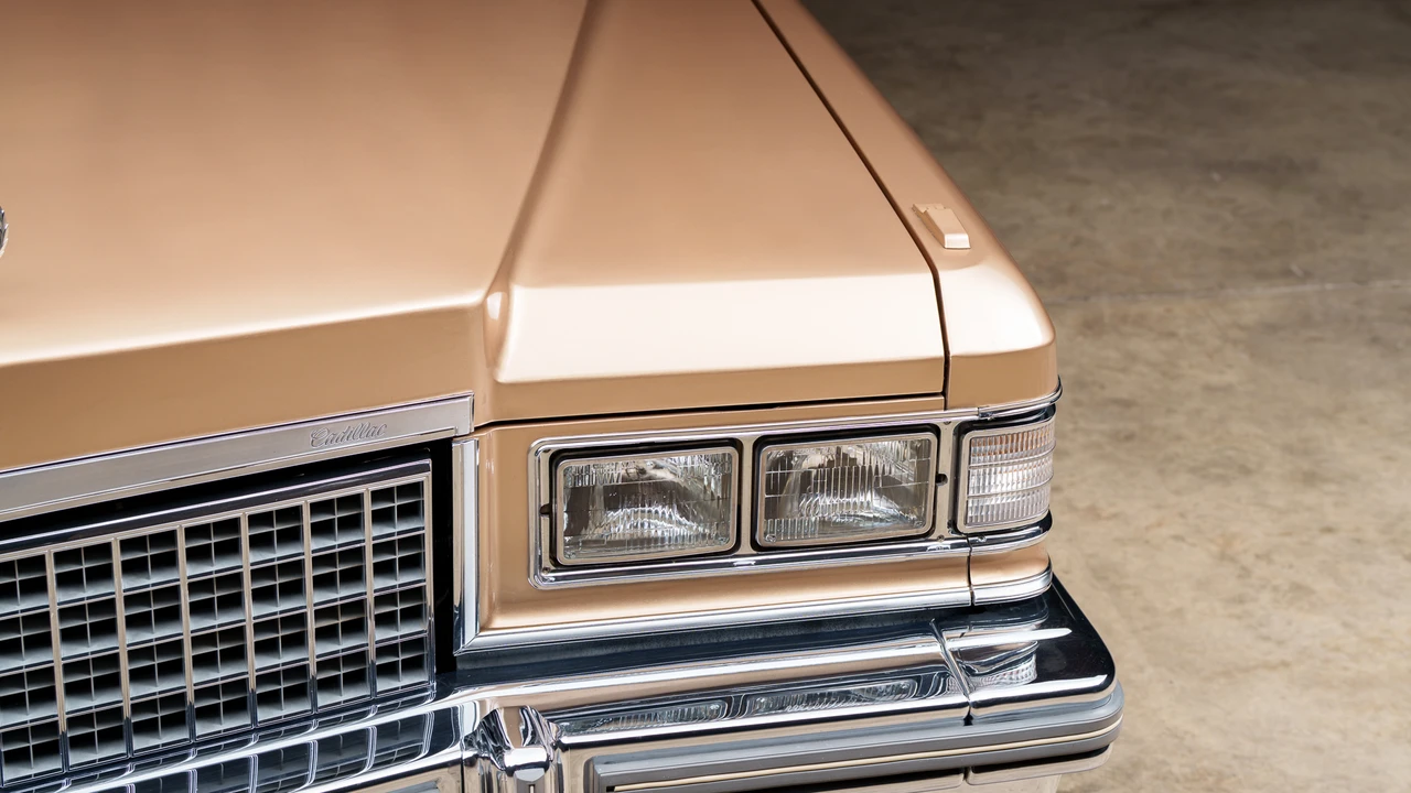 1976 Cadillac Sixty Special - Image 17 of 31