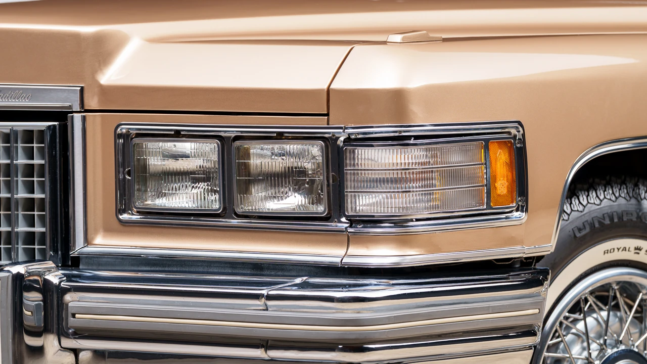 1976 Cadillac Sixty Special - Image 26 of 31