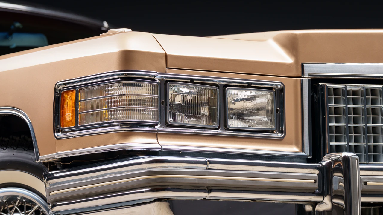 1976 Cadillac Sixty Special - Image 25 of 31