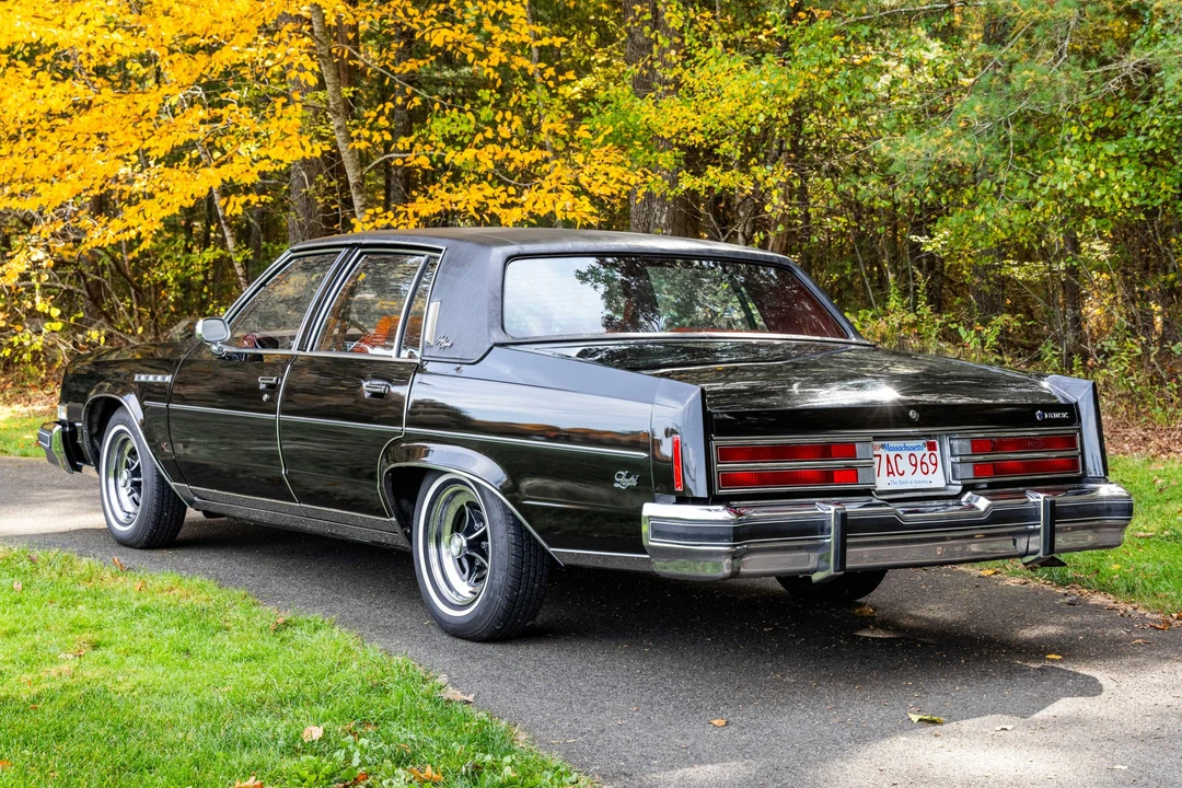 1977 Buick Electra - Image 8 of 31