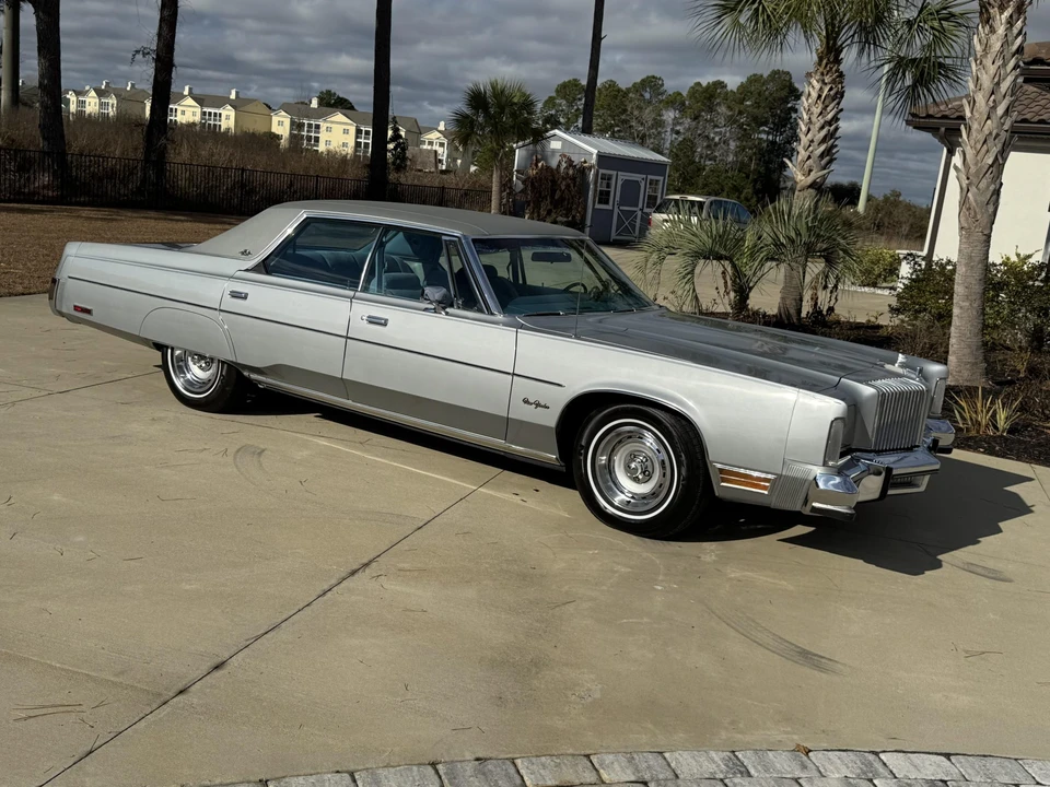 1977 Chrysler New Yorker - Image 19 of 31