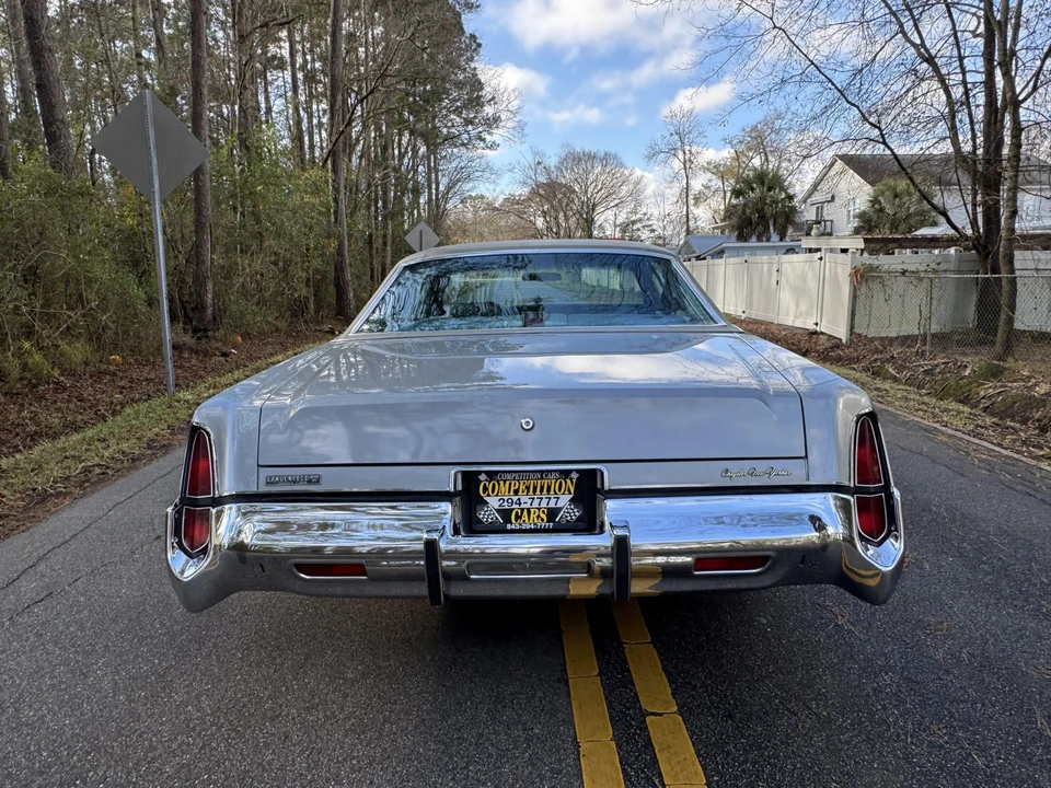 1977 Chrysler New Yorker - Image 8 of 31
