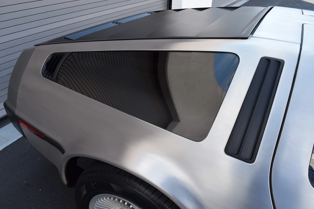 1981 DeLorean DMC-12 - Image 28 of 31