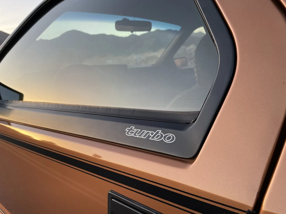 1984 Dodge Daytona - Image 26 of 31