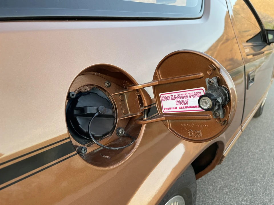 1984 Dodge Daytona - Image 30 of 31