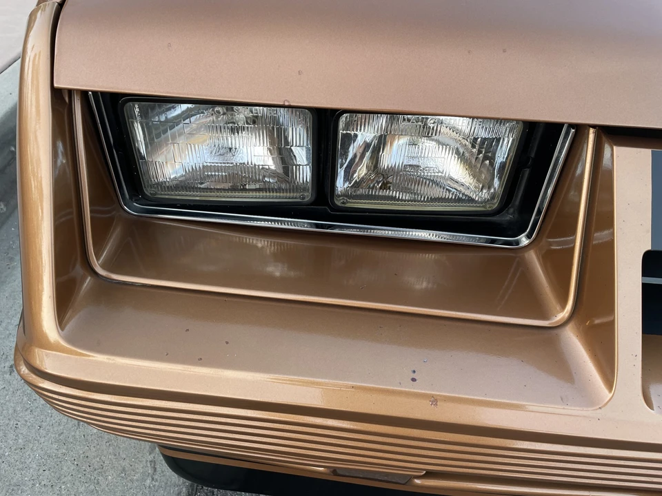 1984 Dodge Daytona - Image 17 of 31