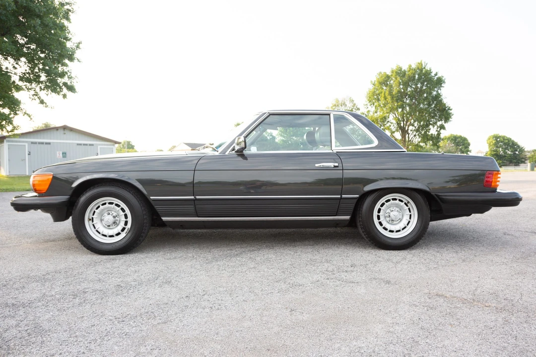 1985 Mercedes-Benz R107 SL-Class - Image 10 of 31