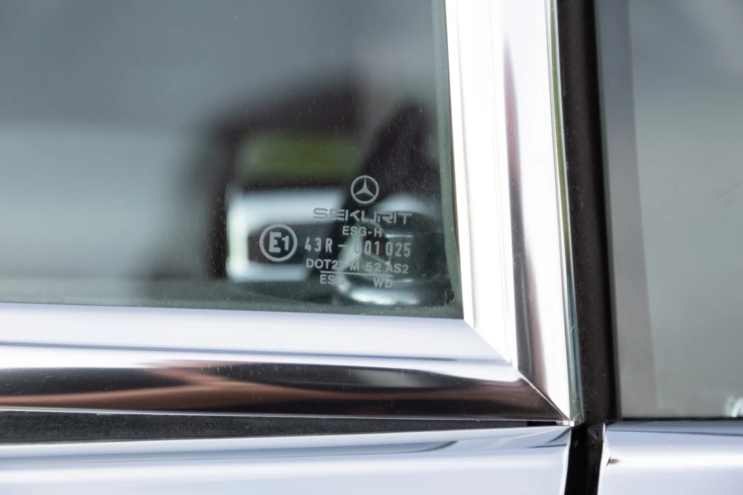1985 Mercedes-Benz R107 SL-Class - Image 23 of 31
