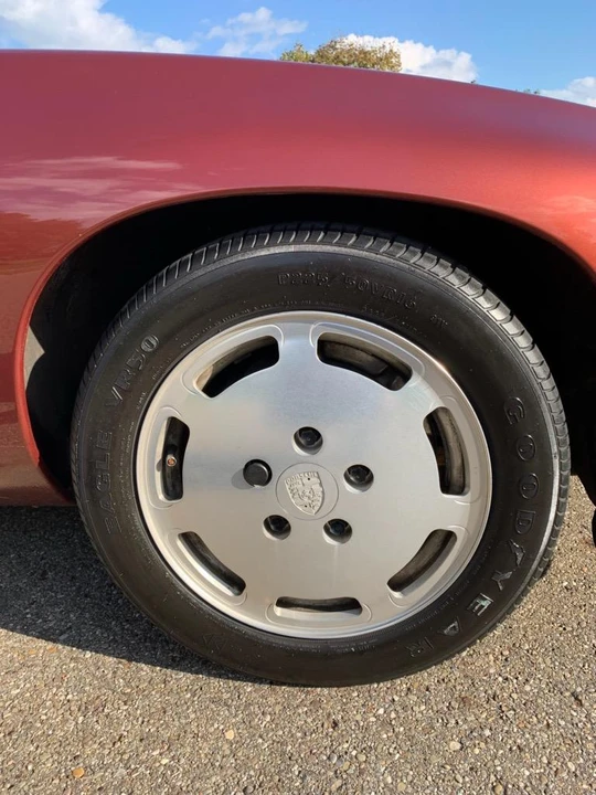 1985 Porsche 928 S - Image 26 of 31