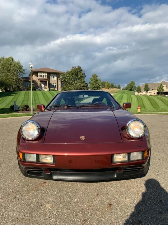 1985 Porsche 928 S - Image 12 of 31