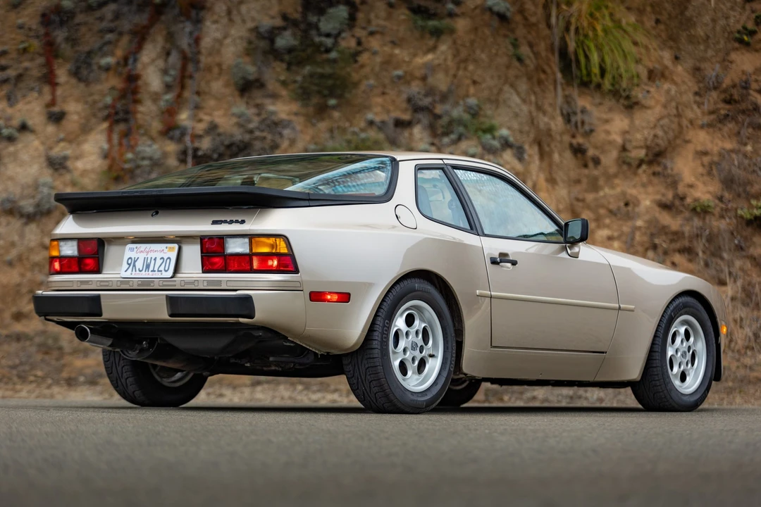 1985 Porsche 944 - Image 22 of 31