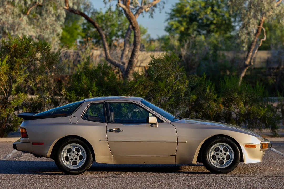 1985 Porsche 944 - Image 26 of 31