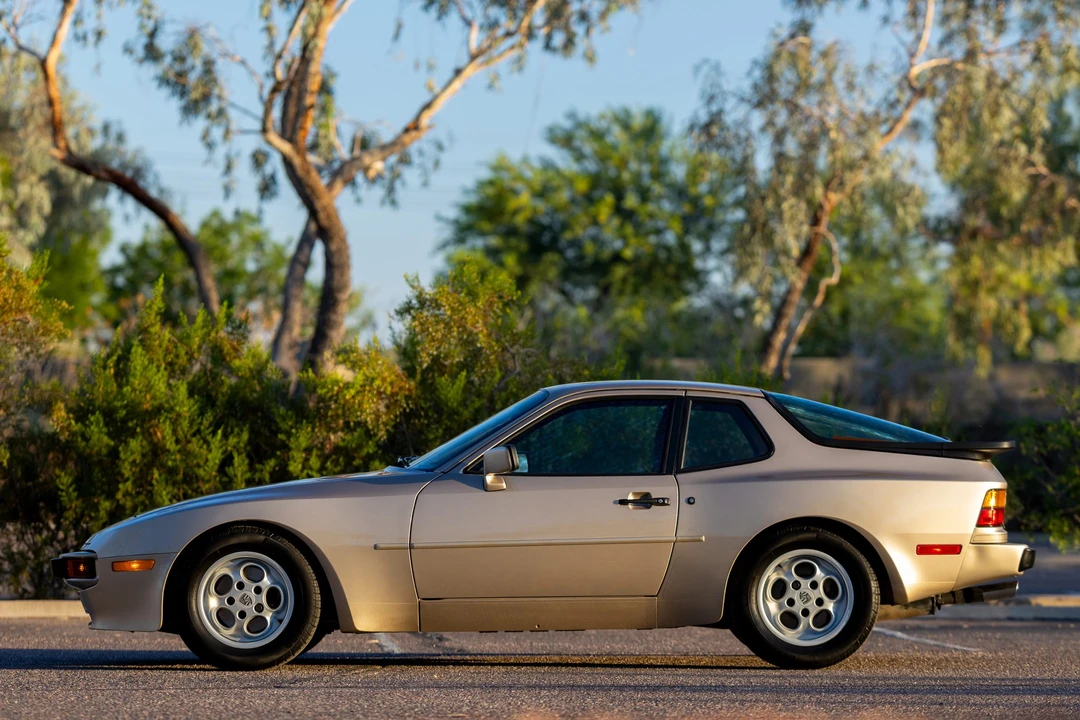 1985 Porsche 944 - Image 20 of 31