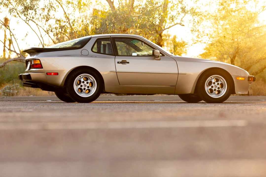 1985 Porsche 944 - Image 23 of 31