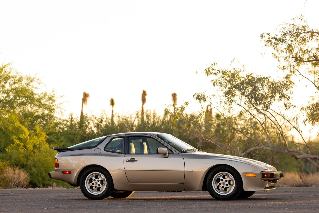 1985 Porsche 944 - Image 24 of 31