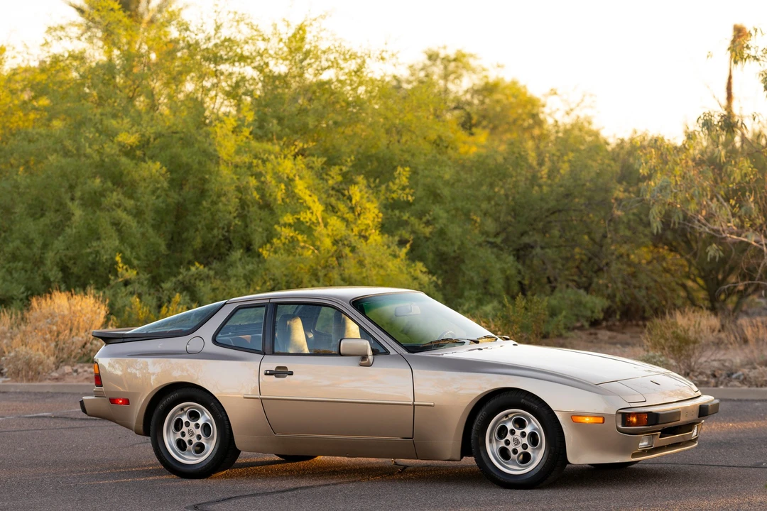 1985 Porsche 944 - Image 25 of 31