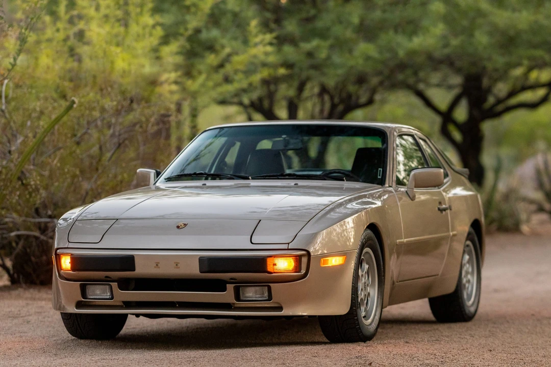 1985 Porsche 944 - Image 3 of 31