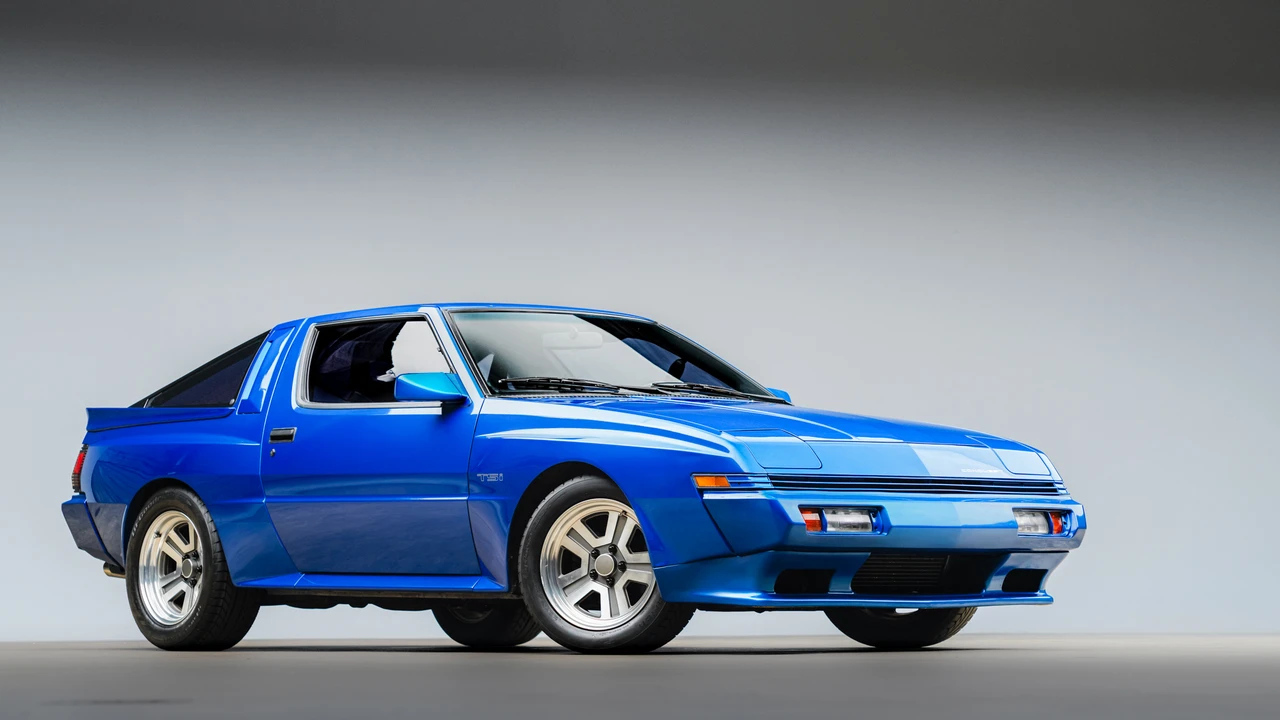 1988 Chrysler Conquest - Image 25 of 31