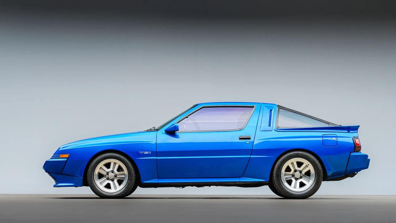 1988 Chrysler Conquest - Image 13 of 31