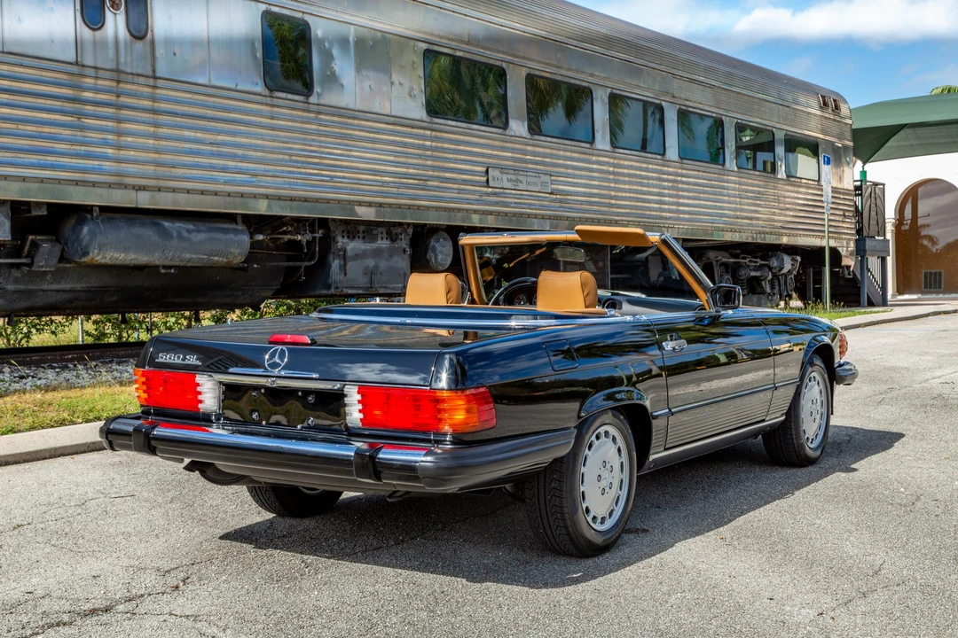 1988 Mercedes-Benz R107 SL-Class - Image 10 of 31