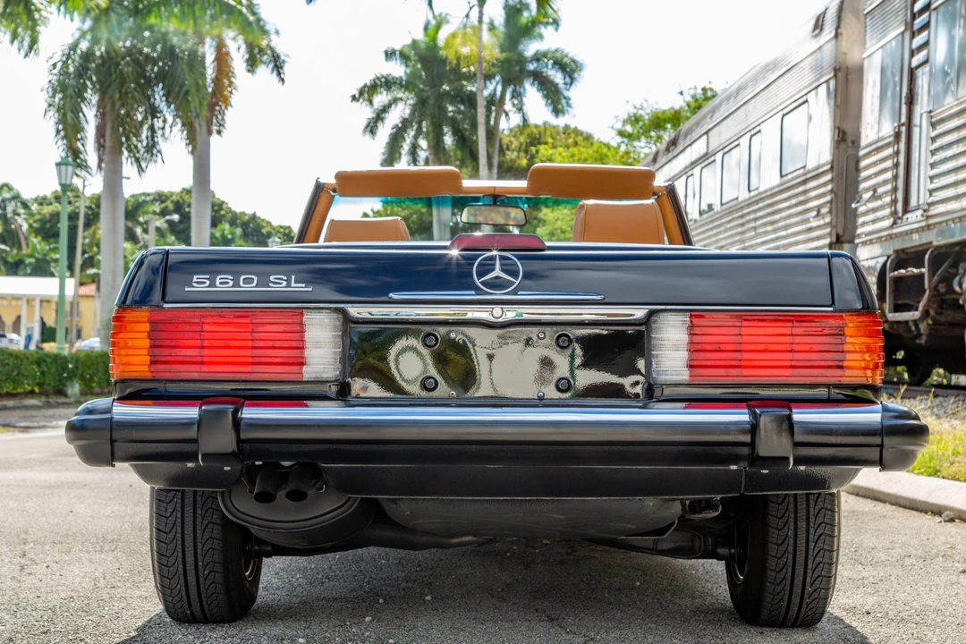 1988 Mercedes-Benz R107 SL-Class - Image 9 of 31