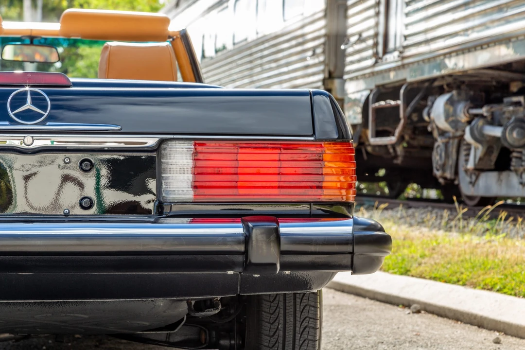 1988 Mercedes-Benz R107 SL-Class - Image 17 of 31