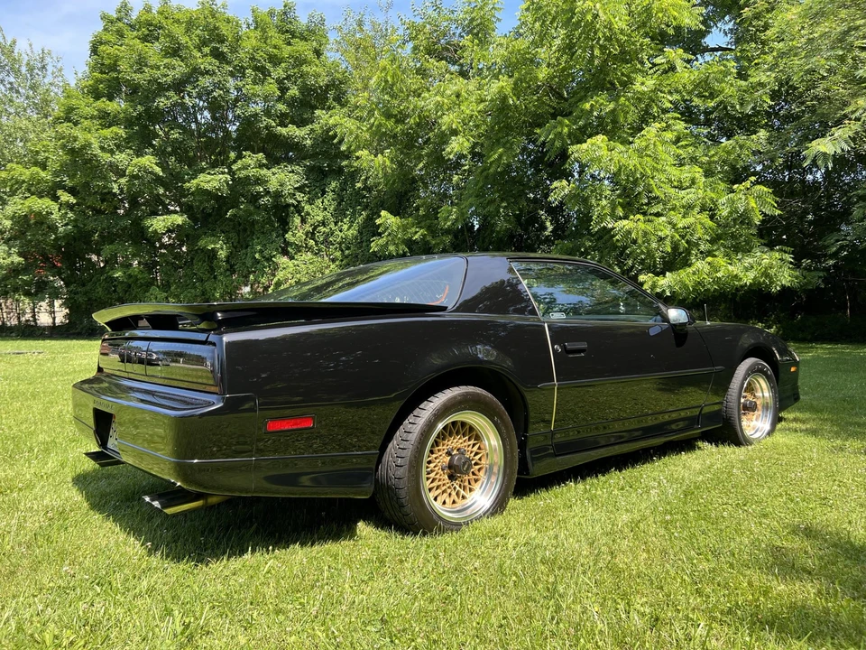 1988 Pontiac Firebird Trans Am 3rd Gen - Image 13 of 31