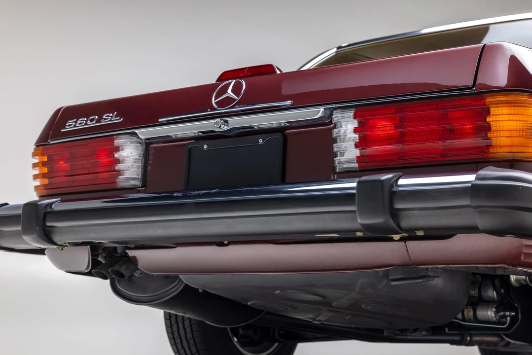 1989 Mercedes-Benz R107 SL-Class - Image 30 of 31