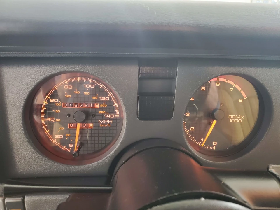 1989 Pontiac Firebird Trans Am 3rd Gen - Image 24 of 31