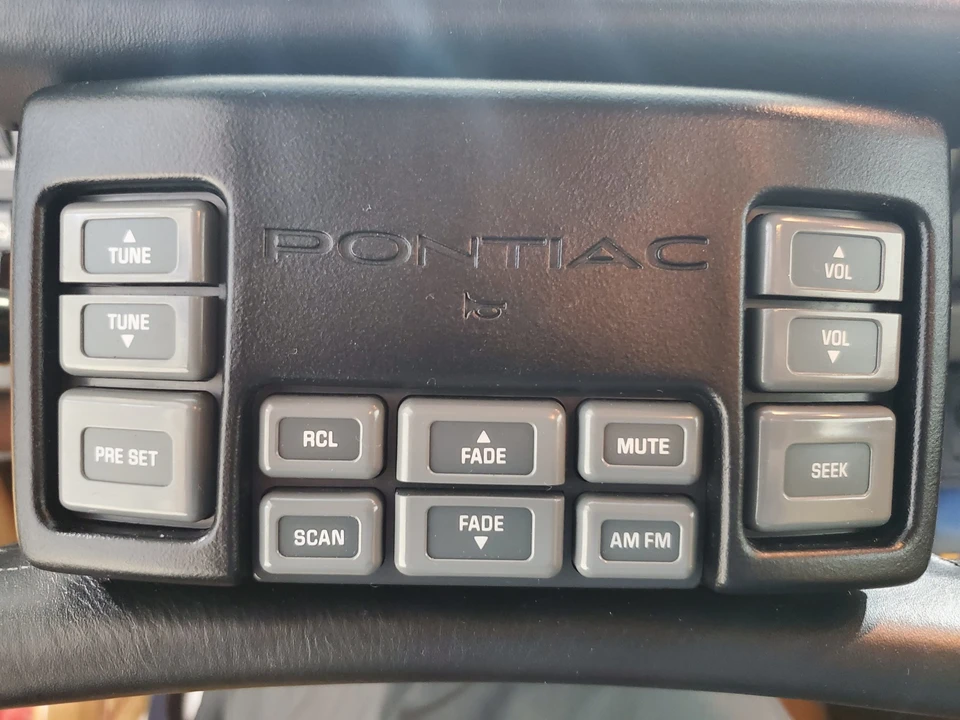 1989 Pontiac Firebird Trans Am 3rd Gen - Image 25 of 31