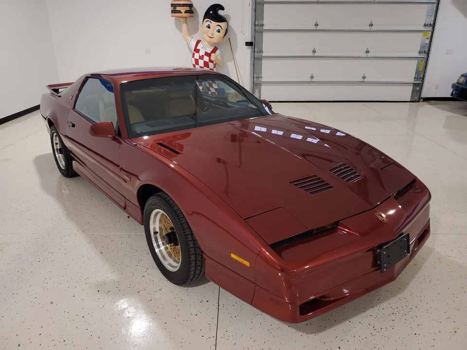 1989 Pontiac Firebird Trans Am 3rd Gen - Image 3 of 31