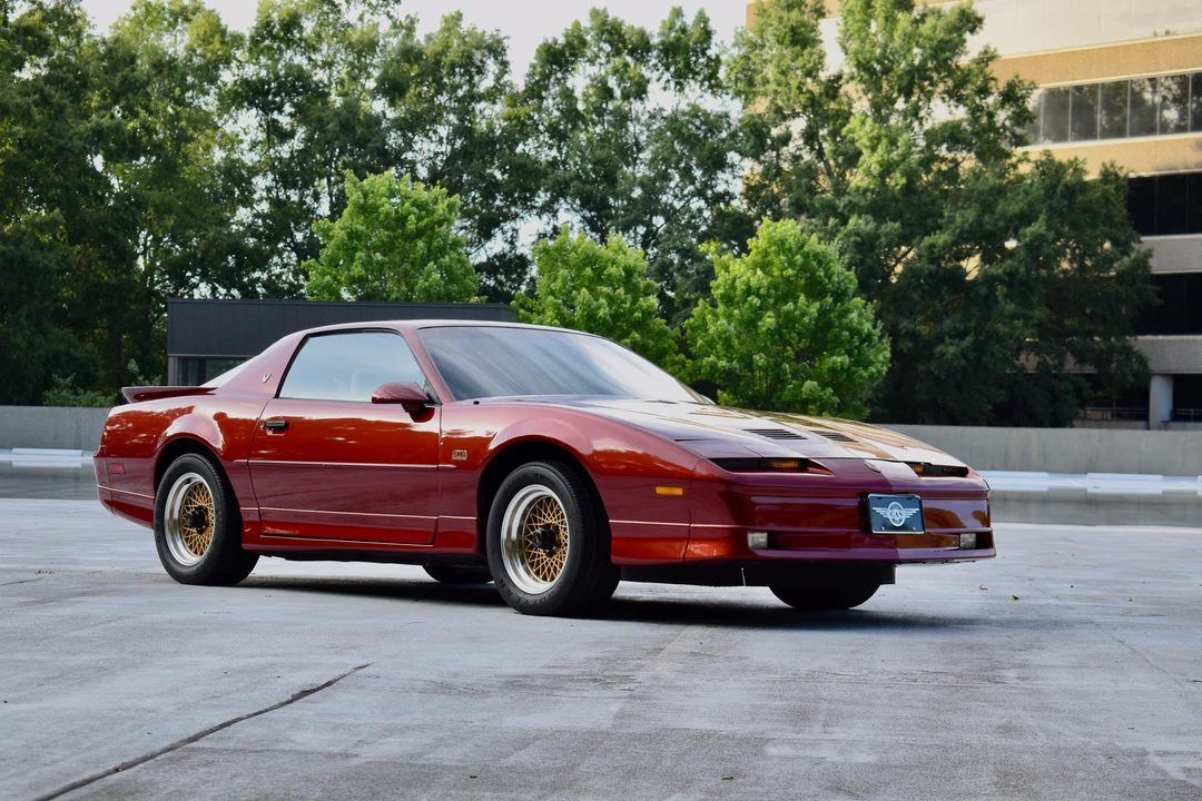 1989 Pontiac Firebird Trans Am 3rd Gen - Image 13 of 31
