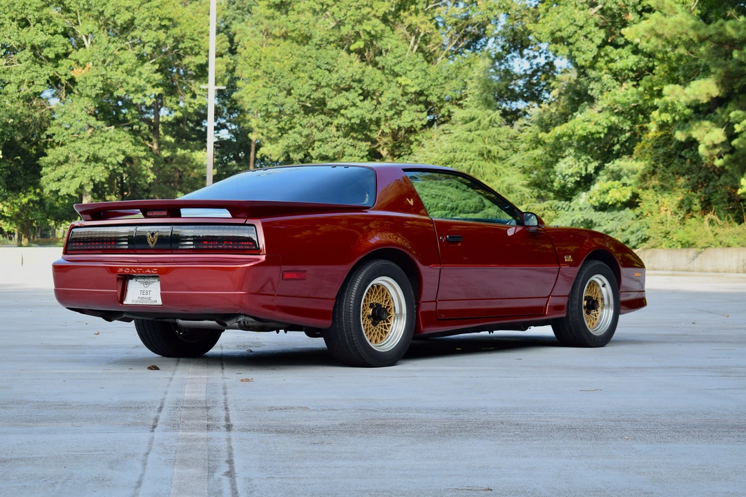 1989 Pontiac Firebird Trans Am 3rd Gen - Image 16 of 31
