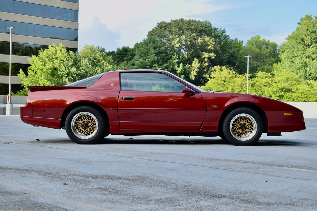 1989 Pontiac Firebird Trans Am 3rd Gen - Image 14 of 31