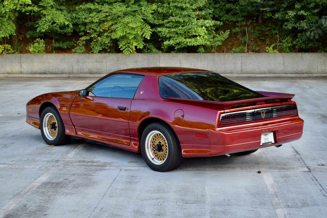 1989 Pontiac Firebird Trans Am 3rd Gen - Image 21 of 31