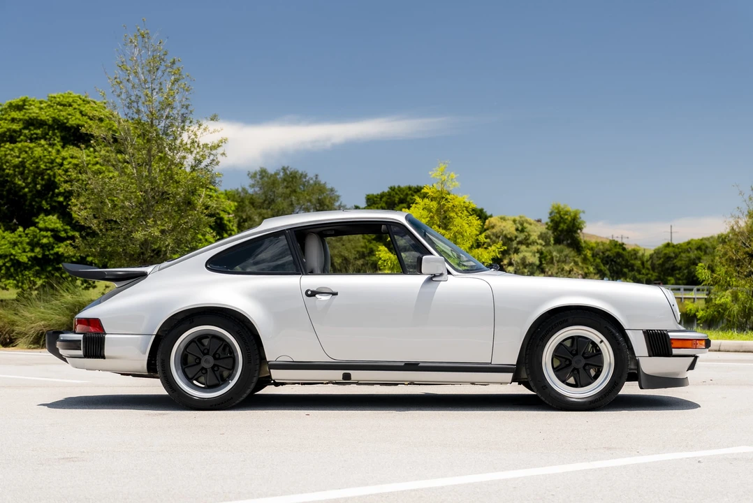 1989 Porsche 911 Carrera 3.2 - Image 14 of 31