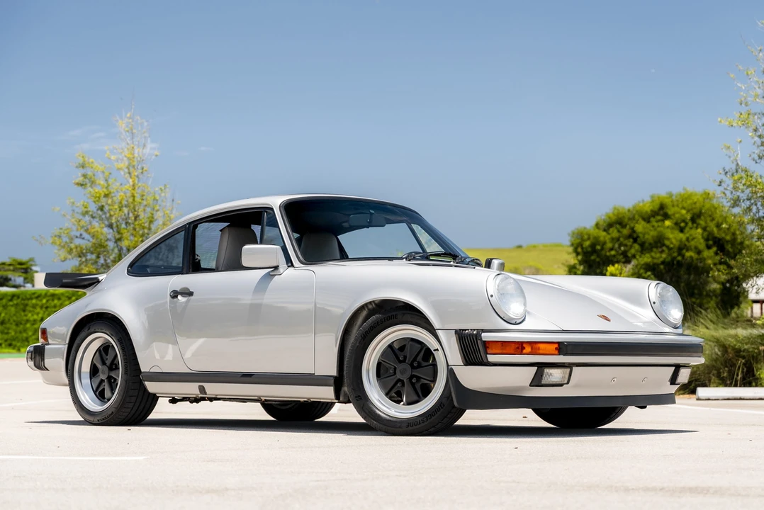 1989 Porsche 911 Carrera 3.2 - Image 9 of 31