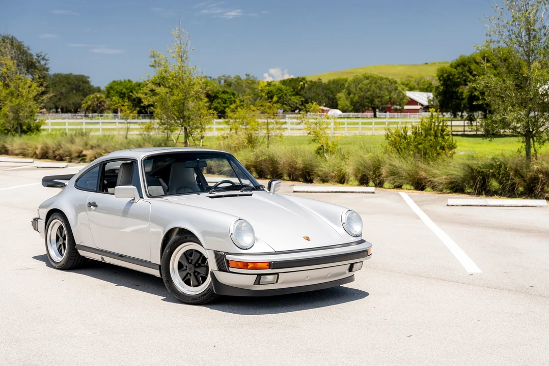 1989 Porsche 911 Carrera 3.2 - Image 7 of 31