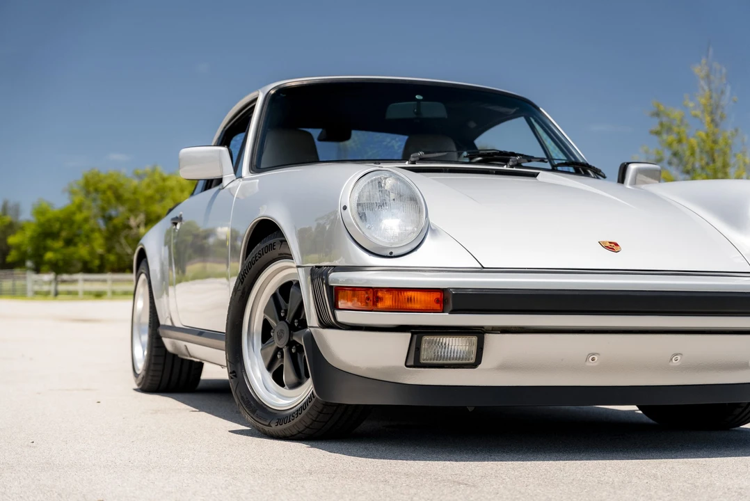 1989 Porsche 911 Carrera 3.2 - Image 23 of 31