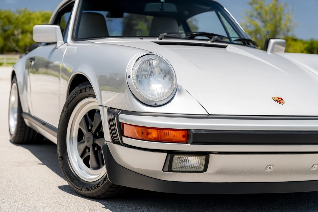 1989 Porsche 911 Carrera 3.2 - Image 24 of 31